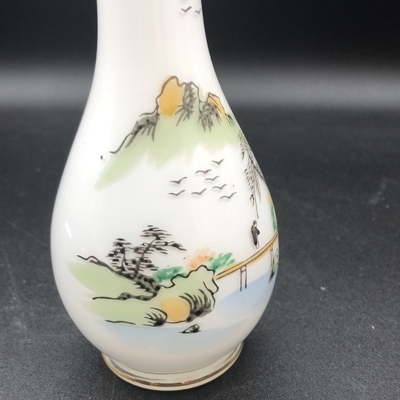 Unique Hand Painted Chinese Landscape Milk Glass Bud Vase with Gold Rim - Picture 6 of 7